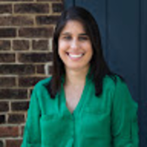 Meet your Posher, Isabella - Picture 1 of 1